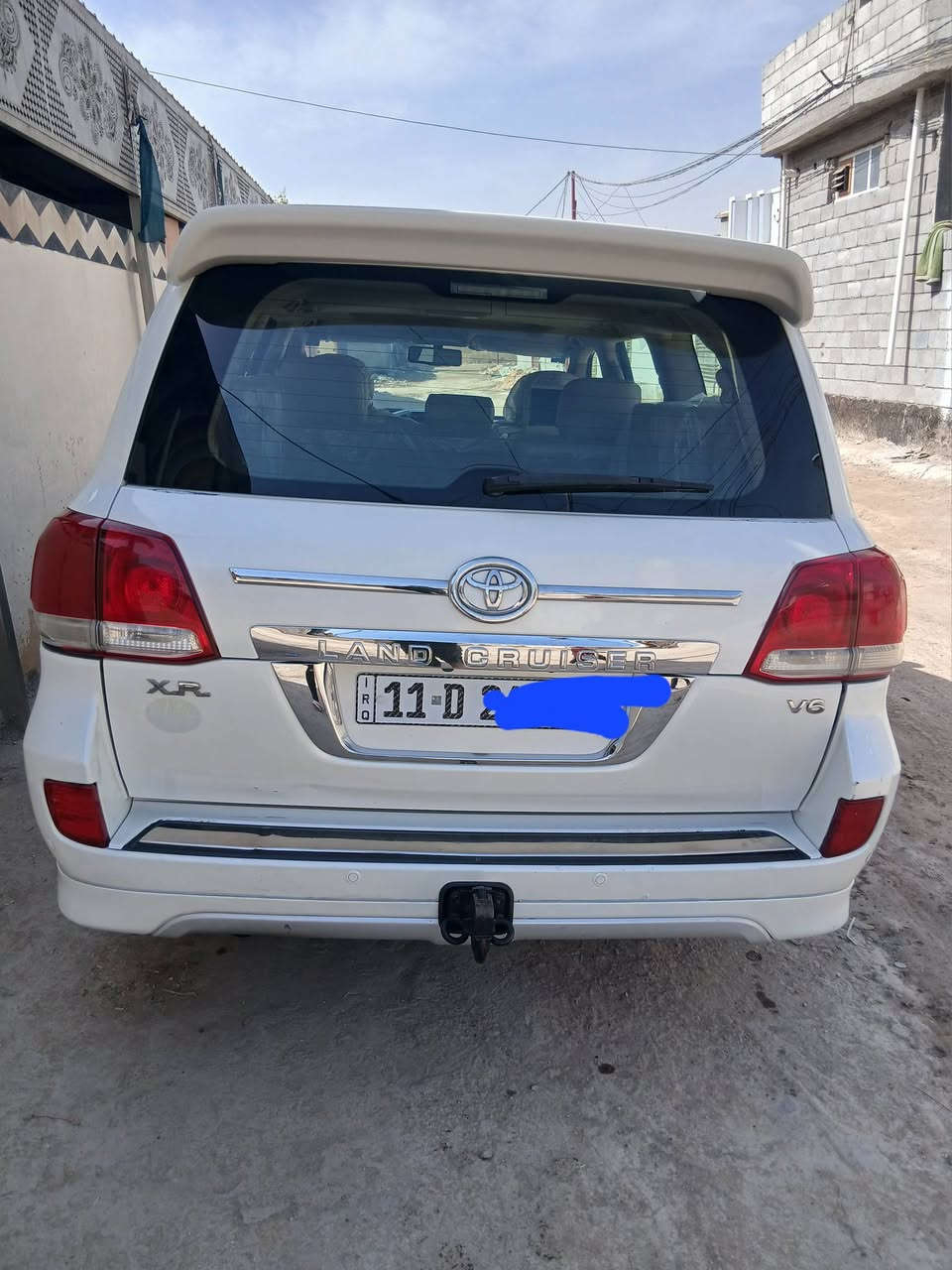 سلام عليكم سياره لاندكروزر موديل 2011 ستينيه السياره كير ومحرك كفاله تبريد جديد تخم تايرات جديد والسونار موجود بل منشور مكان السياره بابل جبله الاتصال على الرقم *********** ملاحظه صبغ الدعاميه ل جماعيه فقط
