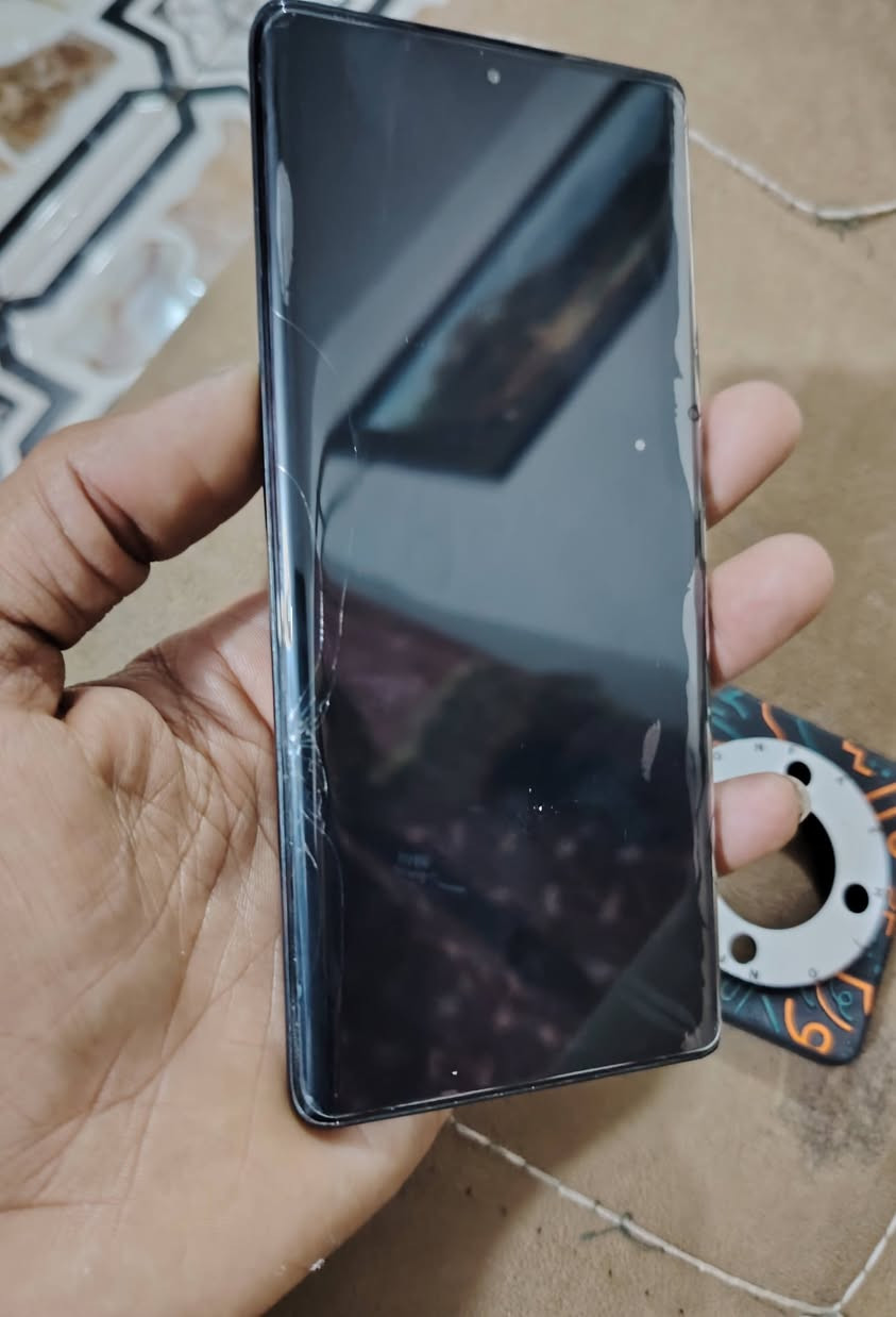 هونر x9a للببع  ذاكره 265
60 فريم
بي كسر بطرف الشاشه ابد مماثر عليه
بدون ملحقات 
السعر 175 الشراي يتصل مكاني يم مستشفئ الحيكم


**إذا كنت صاحب هذا الإعلان وتريد حذفه لأي سبب، رجاءا أرسل رسالة إلى الدعم الفني**