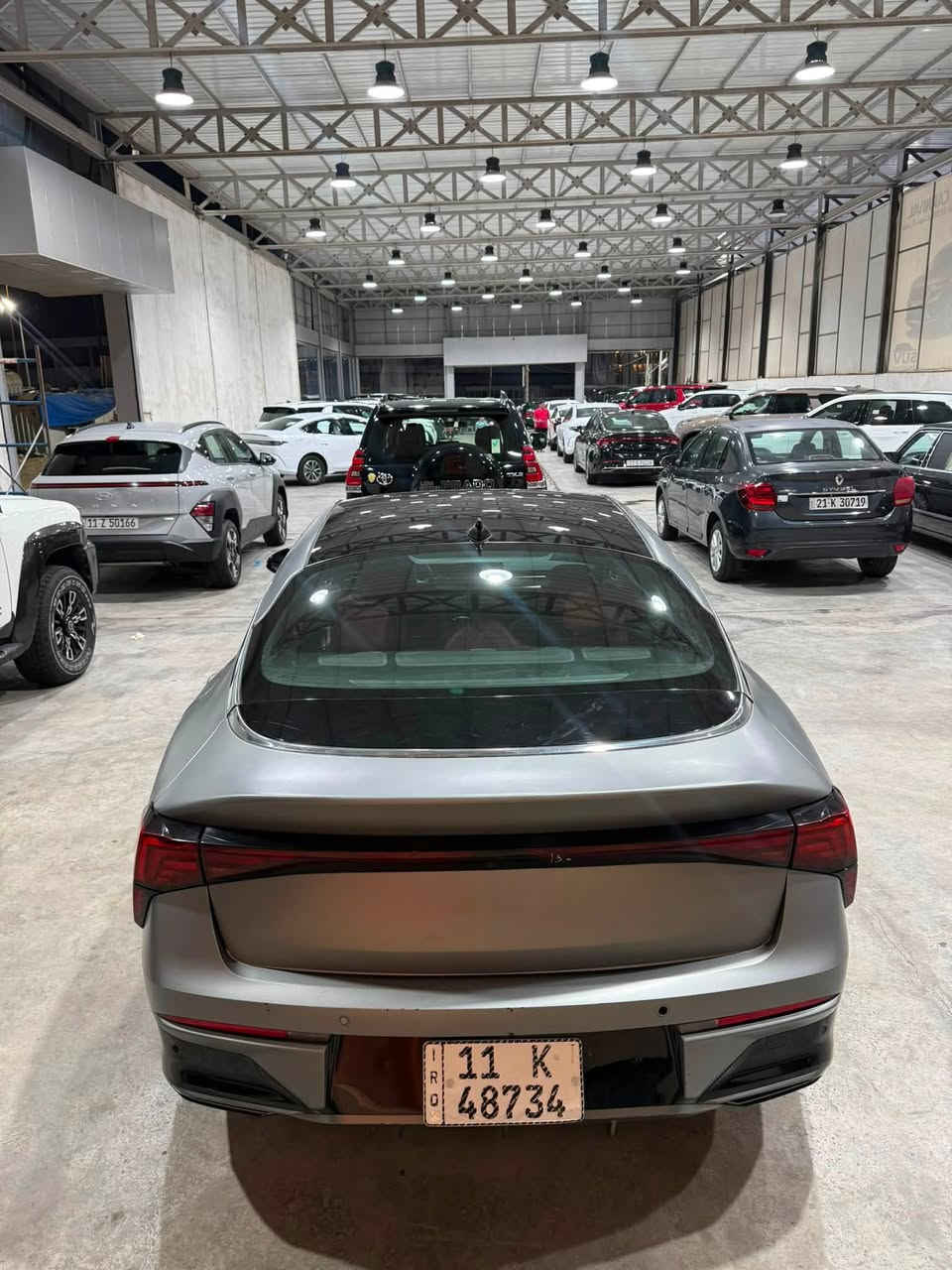 سياره K5 موديل 2025 فول مواصفات السياره . سياره لون مات طافي صبغ جاملغات ماشيه 28ألف  بانوراما و بصمه و وشاشة دجتل متصله تحكمات استيرن تحديد مسار كشنات تدفى استيرين تبريد السياره ميحتاج احجي عن مواصفاتها معروفه سعر السيارة 215$ و بيها  مجال للتواصل و اللاستفسار الاتصال ع الرقم ***********☎️ يوجد واتساب كذالك
