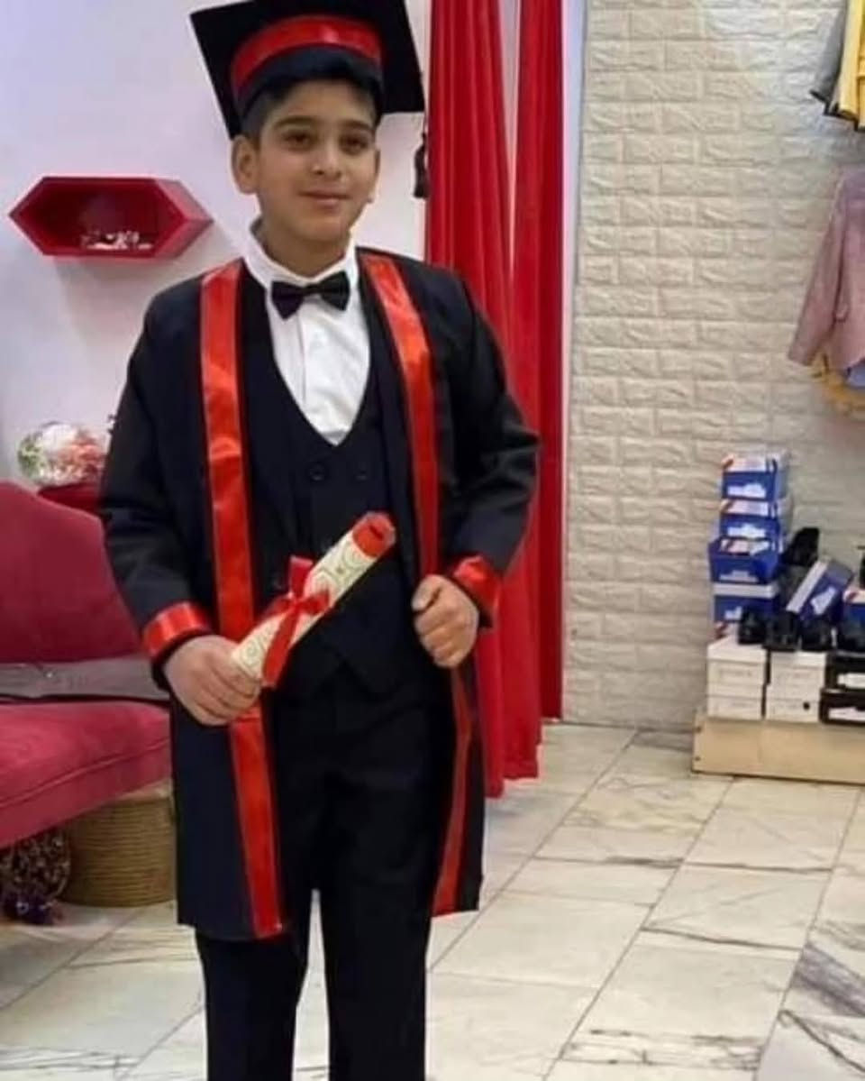 زي تخرج أطفال جاهز مع طباعة اسم الطفل 🎓
روب + قبعة +,وشاح 
 تجهيز طلبات فردية
 وجماعية للروضات والمدارس.والجامعات 

الحجز مفتوح الآن 

📍 زورونا في معمل خياطة القائم المركزي 
📞 للحجز والاستفسار:
0780 993 5749
***********واتس اب 

#معمل _خياطة_القائم  #زي_تخرج_اطفال #روب_تخرج #تخرج_روضة #طباعة_اسم #تخرج2026
