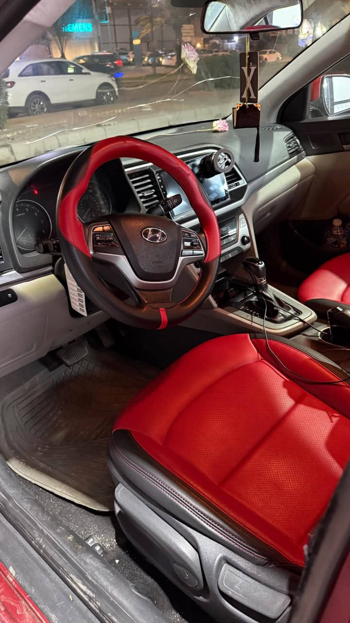 للبيع هيونداي النترا 2017 – وارد أمريكي 

 الموديل: 2017
 الوارد: أمريكي
 اللون: احمر 
 المحرك: 4 سلندر اقتصادي
 الناقل: أوتوماتيك
 صرفية: جداً ممتازة
 رقمها  بغداد – خصوصي

المواصفات:

  تشغيل سويج 
  شاشة وسطية
  كاميرا خلفية
  تحكم بالمقود
  تبريد ثلج
  إنارة LED
  السيارة نظيفة وجاهزة للاستخدام اليومي
 تحتاج ملاحظات صراحه

السيارة مرتبة، استخدام شخصي، فحص على راحتك
مناسبة للداخل والسفر وتحمّل 

💰 السعر: 106 وقابل للتفاوض للجادين
📞 للاستفسار: *********** بغداد, العراق
