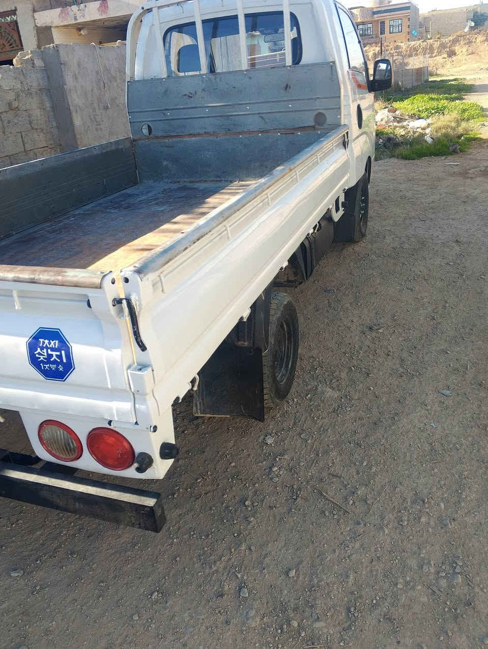 ***********
السلام عليكم ورحمه الله وبركاته كيا بنجو للبيع موديل 2010 رقم بغداد بيها صبغ بس الدوسات العنوان بغداد جسر ديالى القديم السياره بيها بس الدوسات صبغ 2010 السعر 97 وبيها مجال قليل حق الجيه
