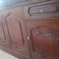 بوفيه • ٤ بيبان • ٢ جرارتين