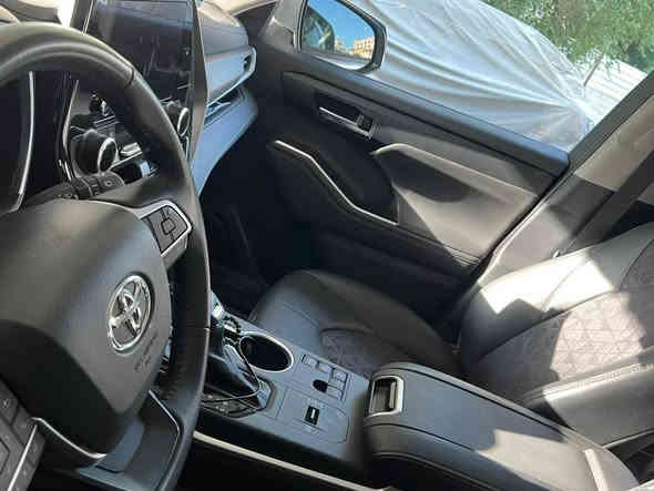 سلام عليكم 
وضع شركه بعده بضمان شركه 

هاي لندر ساز 
جي ال
بلاك ادشن
ساز اصلي
ضمان شركه ساز

وضع زيرو 
مكان سياره بغداد الكرخ     مجمع الصالحيه سكني 
                                             ،د. انور الحمداني 
هاتف ***********
