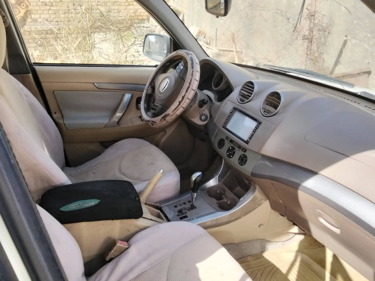 السلام عليكم 

سياره جون واي موديل ،2014
مال مزاد وزارة الداخلية  كتاب +وكاله  بسمي المكان قضاء الرفاعي السعر42ورقه هاتف***********و***********
