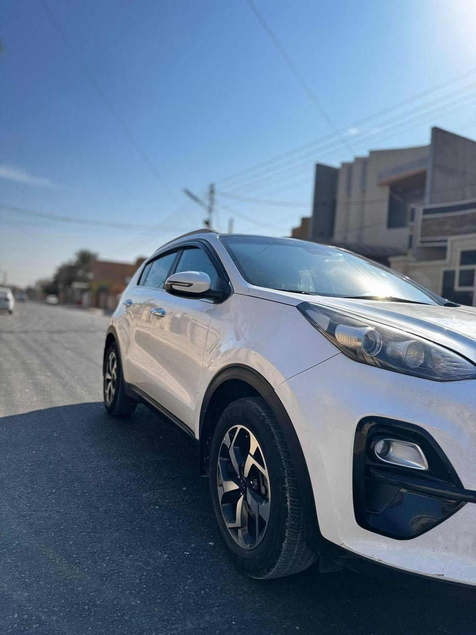 السلام عليكم
كيا سبورتج ٢٠١٩ خليجي
 مكينه ٢٠٠٠ دوش 
رقم اربيل  بأسمي سنويه ٢٩ 
مثبت انحدار
حساسات  خلفيه
شاشه اندرويد وكامره دواره
سقف بانوراما طكتين 
اشاير مري 
شاشت اعطال 
٣ انظمة قياده سبورت ايكو نورمال 
تحكمات مقود
 مثبت سرعه  كروز 
قطعيتن تبريد 
مقاعد مخمل 
لد خلفي 
السياره مال بيت مكفوله من التبديل والصبغ
 عدا الدعاميه الخلفيه صبغ
كير ومكينه وصدر وتبريد  شرط .....
   203   $ وبيها مجال قليل 
مكاني صلاح الدين تكريت 
*********** اتصل وحاظر
