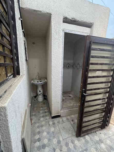 بيت مساحه 100 م لبيع طابو زراعي سند 25 بسم عراقي وكاله ونسخة من الطابو
علماً ان البيت جديد وغير مسكون كامل من ماطور وسخان وخزان ماء اساله وخزان ماء ار او العنوان البصره الجزيره الفيروزيه عبر الجسر الثاني وقريب ع الشارع وكذلك تتوفر السعر 55 وقابل لتفاوض لدينا قطع اراضي ***********
