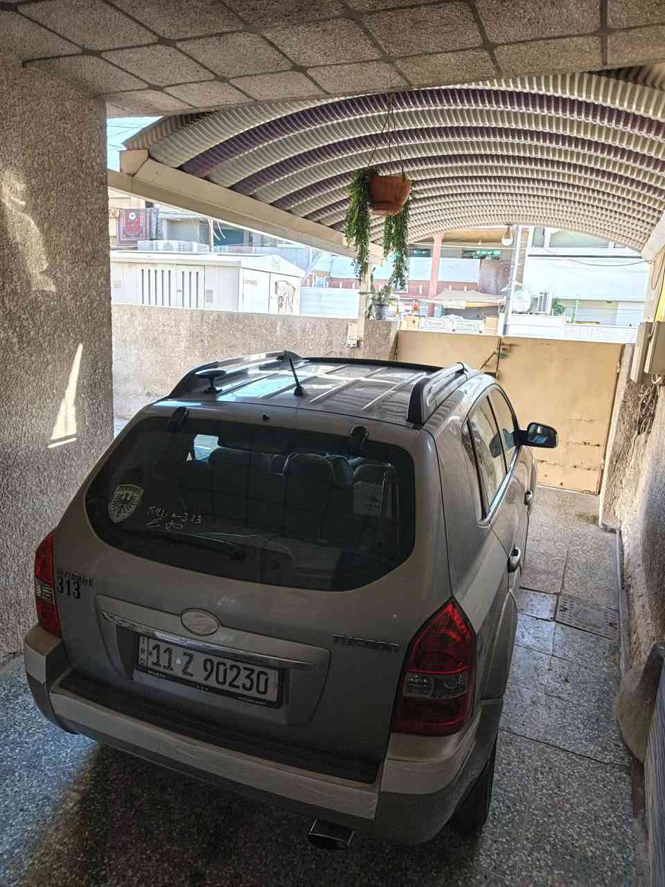 ياالله 
توسان ٢٠٠٩  خليجي.. السونار موجود بلصور 
فتحه ومري شفط 
بيهة بداية تبخير قليل كلش من القبق 
مكينه ٢٠٠٠ دوش 
كهربائيات علبلاد شرط الفحص
داخلهة جلد علبلاد 
مكاني بغداد.. 
*********** 
ب٨٥
