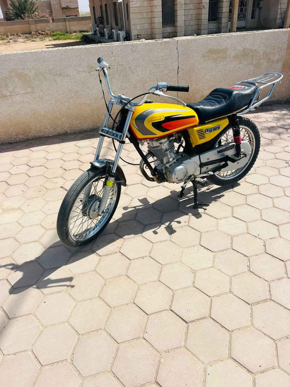 سلام عليكم
دراجه للبيع نضيفه مكفوله محرك 2023
شاصي 20 ///اوراق اصولي
السعر$$//500 وبيه مجال
للستفسار اتصل/***********
المكان /واسط ناحيه الشحيميه
