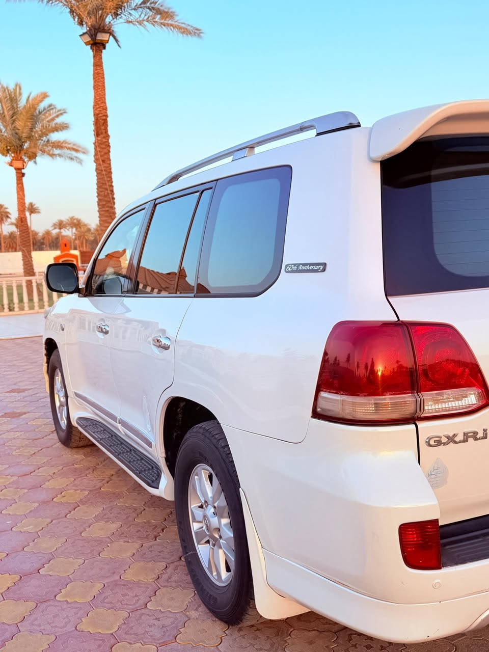 تيوتا لاندكروز
رقم بغداد انگليزي 

ستينيه اصل

موديل 2011

محرك V 6

مواصفات i

حساسات

ايرباكات

شاشة 

تحكمات 

كشن بقلاوة 

زنون تيوتا اصلي

محرك كير مكفول 

صبغ حار مكفول 

تبديل مكفول 

سونارها موجود بالصور

تخم تاير وباتري جدد

نوزلات فيت بم بلكات جدد

يعني عليها ادامه سياره خير من الله

السعر 310$ وبيها مجال قليل

مكان السياره المحمودية

***********
