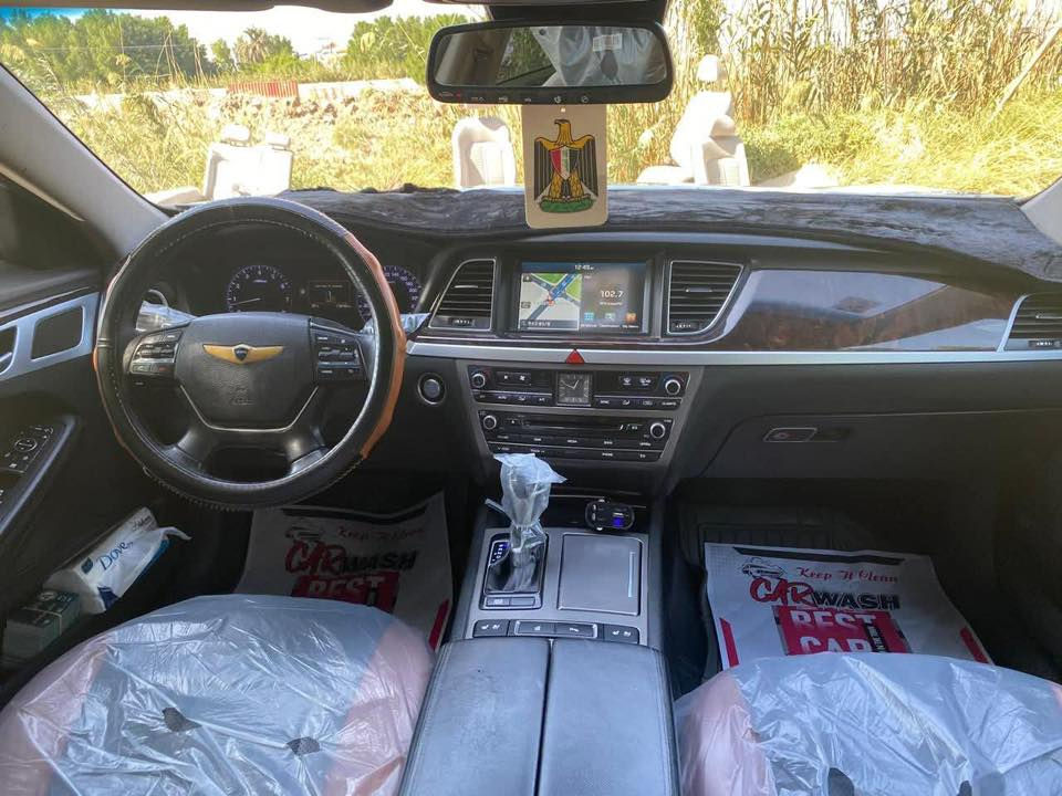 السلام عليكم 

جنسيزg80  وارد كوري 
موديل 2015
رقم بغداد 
هزة جديدة
ماشية (120)
فول مواصفات 
بانواما 
داتا شو  بالجامة الامامية
بصمة 
فور ويل4✖️4
شاشة كبيرة
لايت زنون بلادي
كشنات كهرباء وتدفئة وتبريد
حساس امامي خلفي 
دعاميات محدثة
اشارة ترحيب

السيارة جاهزة للاخير تايرات حدادية باتري جديد اصلي 

السيارة  فقط بنيد مصبوغ بي طخة دراجة وبارد بالجاملغ الامامي 
 سعر 158 ورقة 
للاستفسار ***********

مكانها ميسان /العمارة
