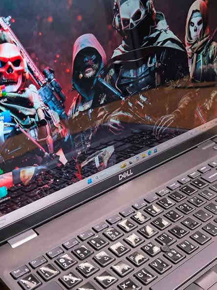 الجيل التاسع  Dell Precision
3541

جيل تاسع معالج- فئة H

🔧 يشغّل: رندرة ومشاريع 3D — برامج هندسية (AutoCAD, Revit) — مونتاج وتحرير فيديو — برامج التصميم الاحترافي -- والالعاب.

المواصفات:

المعالج: Core i7 — الجيل التاسع — فئة H

الرام: 16 GB DDR4 (قابل للتطوير)

التخزين: 256 GB SSD M.2 (قابل للتطوير)

كرت الشاشة الخارجي: NVIDIA Quadro — 4 GB

كرت الشاشة الداخلي: Intel (مشاركة) — 8 GB

الشاشة: 15.6″

🎁 الهدايا والملحقات:
• حقيبة لابتوب 🎒
• شاحن أصلي 🔌
• ماوس 🖱️
• ماوس باد 🧩
• تغليف احترافي (بابلز + كرتون للحماية التامة) 📦

🛡️ الضمان والخدمات:
• فحص عند الاستلام مع المندوب ✅
• ضمان 7 أيام بعد الاستلام ✅
• نفحص ونرتّب الجهاز قبل الإرسال
• تنصيب ويندوز حسب الطلب + جميع البرامج الأساسية + Office مثبتة

السعر السابق:  520 الف
 السعر الحالي: 480 الف ثابت

 التوصيل متوفر 

📱 للطلب / استفسار (واتساب متوفر):
***********
