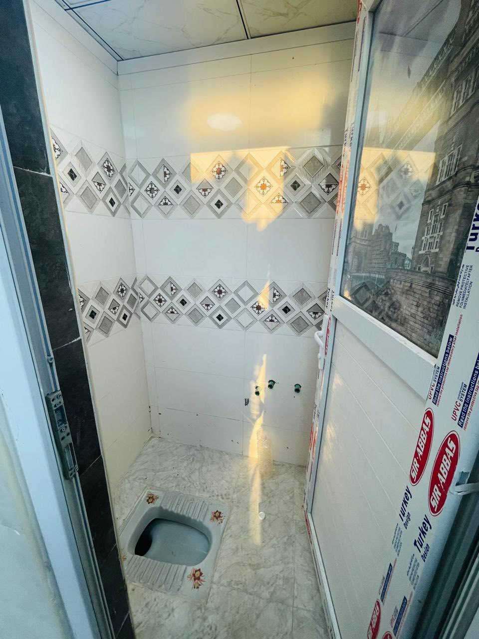 100 متر طابقين بناء جديد صب كونكريت 
رقم العقار 22حي ميسان 
الطابق الاول غرفه وصاله ومطبخ وستقبال ومكشوفه عدد 2 صحيات عدد 2 
الطابق الثاني غرفتين سويت وصاله وصحيات  للاستفسار الاتصال على الرقم التآلي الكوفي للوساطة العقاريه ***********
السعر 138
