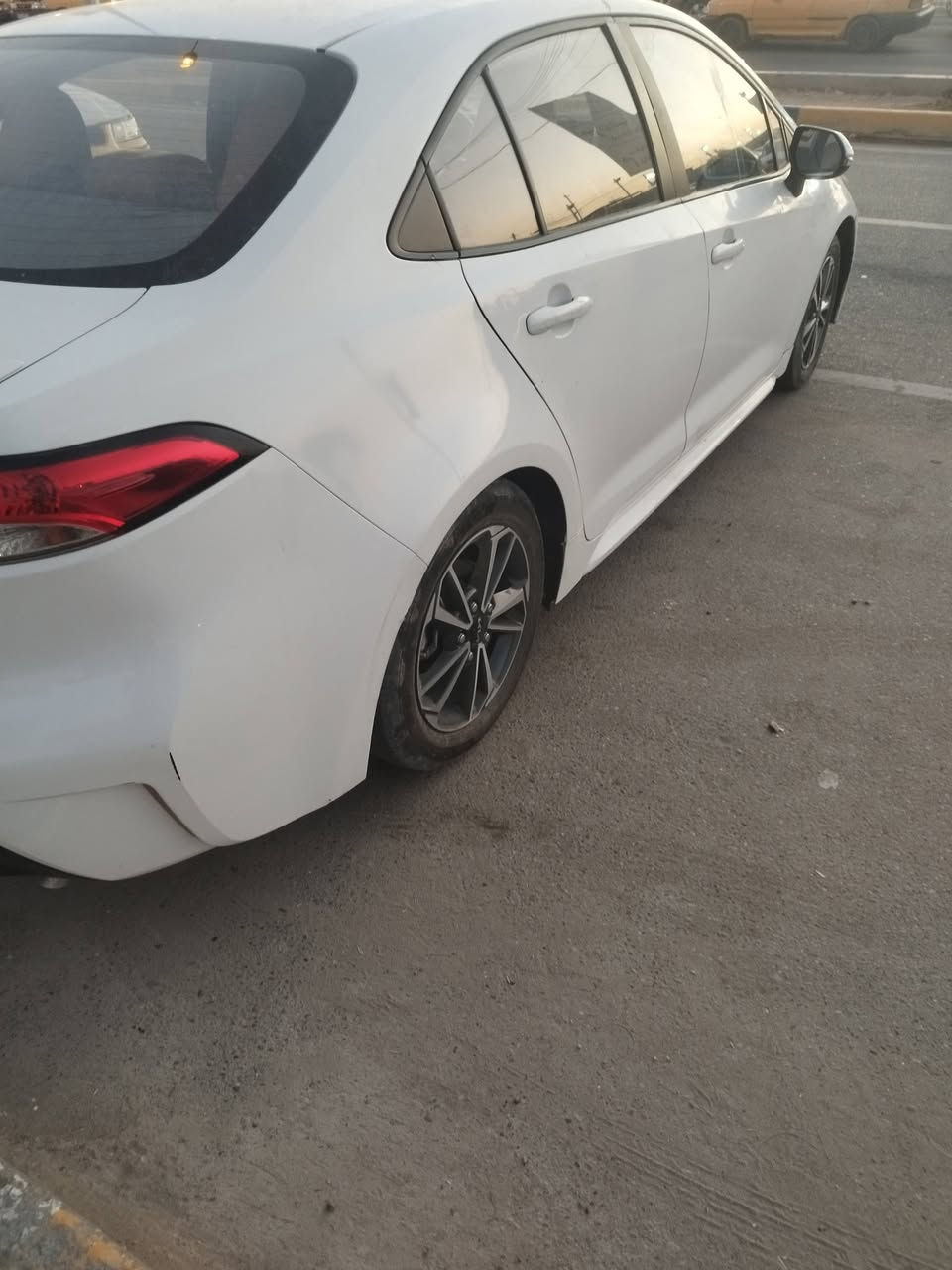 سلام عليكم حبايب كورله هيبرد موديل 24 فول مواصفات سياره جاهزه لاخير بيها جاملغ امامي وجمالغ الخلفي بدون دواخل رقم نكليزي جديد تبريد ثلج كهربائيات شركة شاشه كير مكينه كفاله عامه مكاني بغداد الكرخ اسعر 125 وبيها مجال قليل ***********
