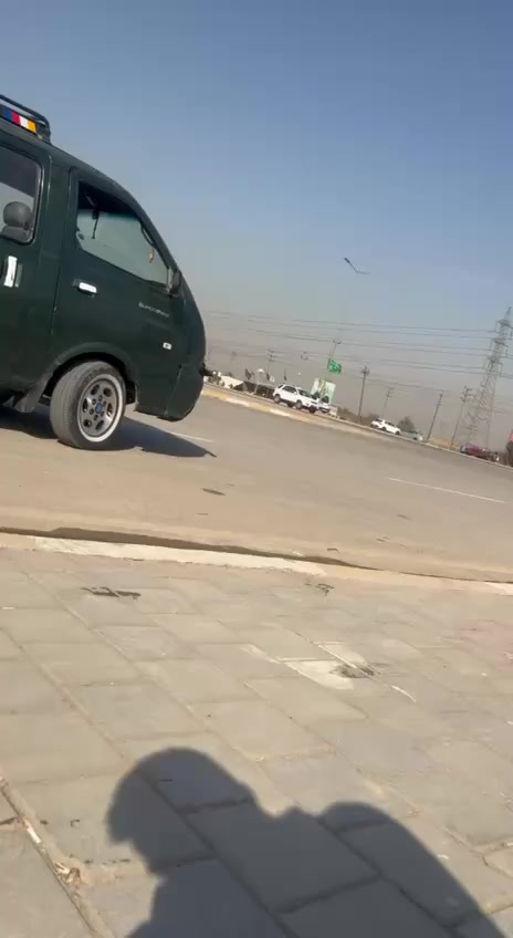 سلام عليكم بريجو موديل 98 رقم اربيل اصل فان عندي بيها وكاله عاما يعني تاخذ تحويل صافي من يمي مكينة كير اكسن خير من الله شواصي 4شركه تخم تاير جديد كهربائيات كله شغاله كيجان كلهن شغلات اناره داخليه خارجية كله شغاله سياره خير من الله مكفوله من الضربه ومن حته المعجون فقط الباب مال العبري السلايت بي معجون وفوك القبق مال الكاز فقط ولباقي كله جديد 
دوشمه كله جديد تخم ويل جديد درع امامي جديد سياره مصروف عليها السعر 63وبيها مجال 
مكاني واسط الصويره 
ما متواجد على فيس ***********
