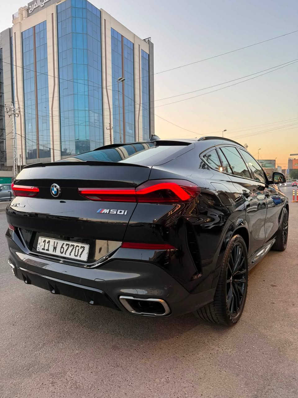 Bmw x6 50i 2021
بي ام دبليو X6 حجم 50 موديل 2021
M package 
سقف روز
5 كاميرات
داخل احمر اصلي
3 شاشات
5 بردات
رادار 360 
تشغيل عن بعد 
مغلفه بالكامل ppf

شركة العروش 
ماشيه 30 الف كيلو حقيقي جديده جدا بحالة الوكاله

اقل من ربع دعاميه صبغ تجميلي بسبب شخوط بسيطه
رقم بغداد تحويل مباشر

السعر 58 الف قابل للتفاوض بالمعقول 
*********** اتصال
*********** واتس اب
