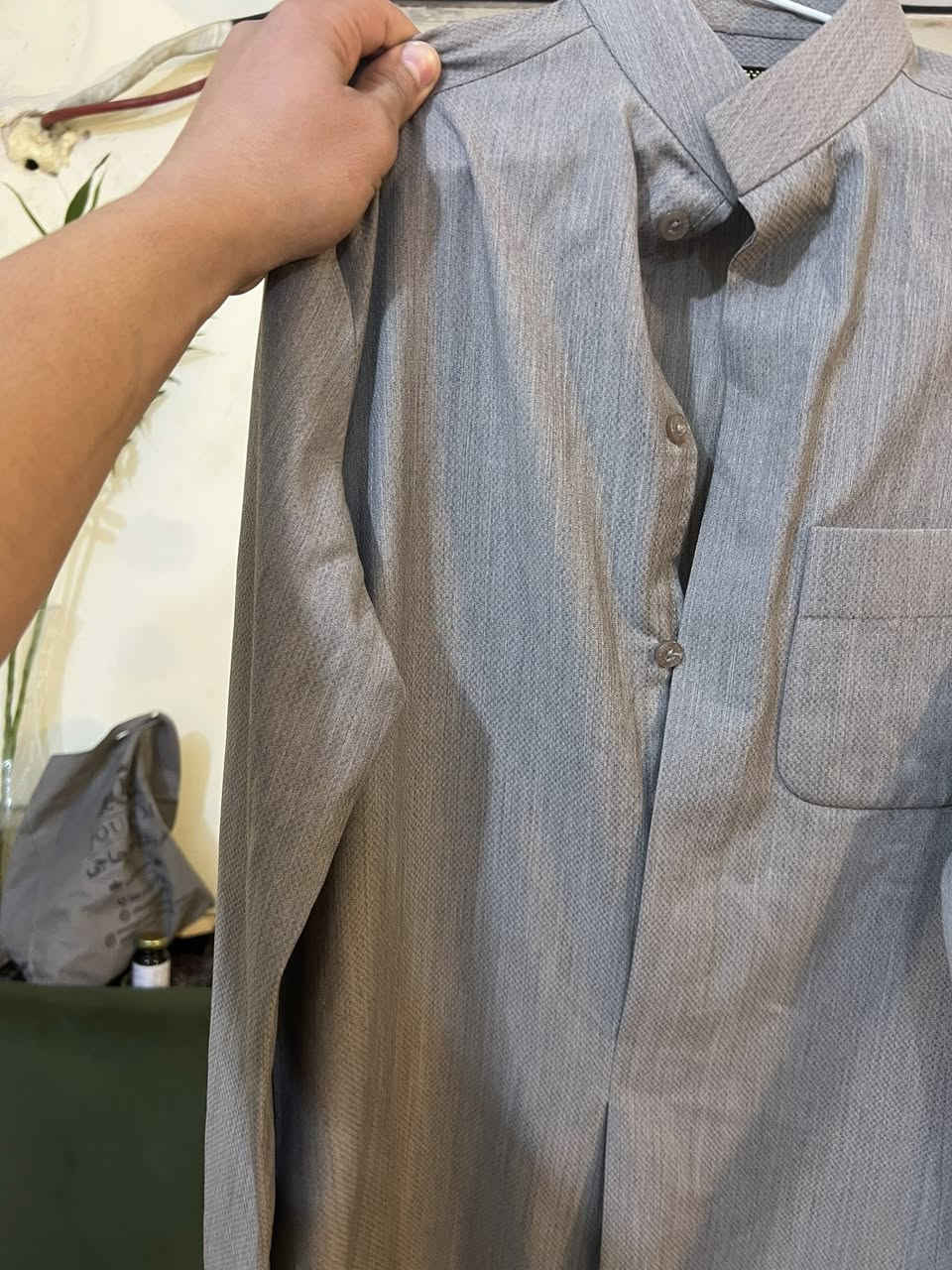 السلام عليكم مجموعة دشاديش رجالي وولادي كويتي تفصال للبيع 150 قطعه رجالي مكوي ومغسول 
45 قطعه ولادي ايضاً مكوي ومغسول  احسبهن كلهن شلعه وحده القطع كلهن نضيفات وما بيهن تالف ابداً  عزلت محلي واريد بيهن متوازي مطلوب دين عالمحل  للتواصل ***********
