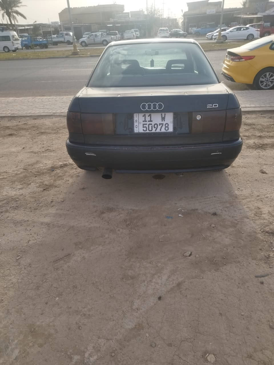 سلام عليكم أودي موديل 1993رقم بغداد دولي بسمي سنويا ل2029محرك بلادي مكفول كير اوتماتيك مكفول صدر نص عمر سياره بلاديه السعر 30وبيها مجال مكان السيارة واسط قضاء الصويره (ملاحظة داخل سياره حلو حيل) رقم الهاتف ***********
