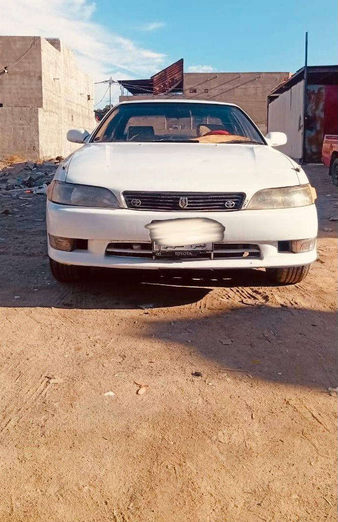 السلام عليكم مارك نفخ 
موديل ٩٤ مكفوله گص وضربة
علماً السيارة نقل جثة فقط 
سيارة نضافه فول 
تبريد حدادة گير مكينه مكفول
تخم تاير  باتري جديد 
ترايك وين ماتريد 
السيارة جاهزة من كلشي 
السيارة متعوب عليهه 
كهربائيات كلها شغاله غرفه نظيفه جديدة
مداور السعر ٤٣ وبيها مجال قليل 
التواصل :***********
