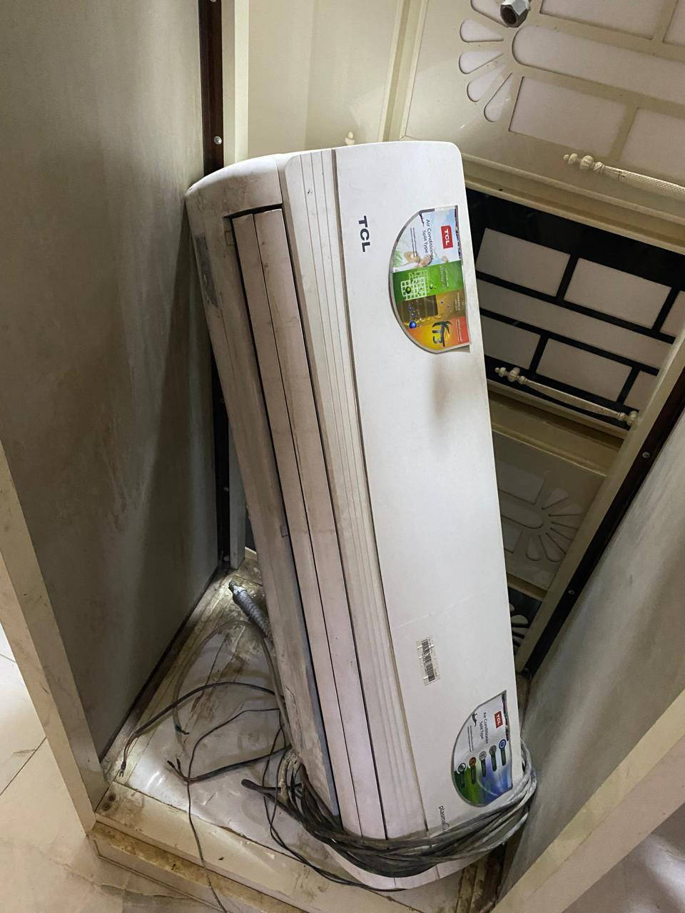 غراض بيت نظيفه للبيع بسعر مناسب
***********
