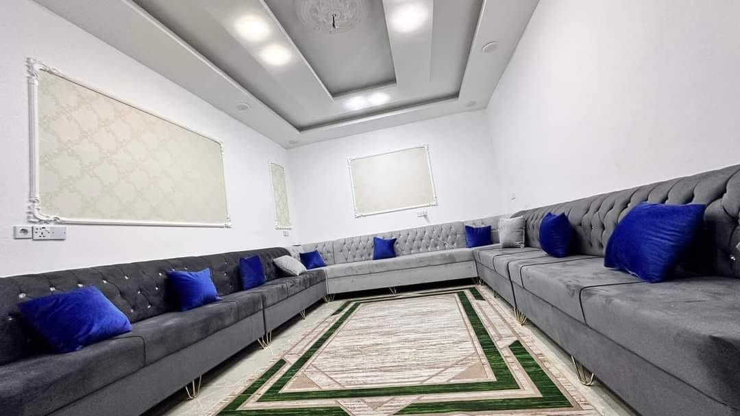دار للبيع قرب جامعه كركوك مساحه 200 م بناء حديث قرب جامع بختياري

الاستفسار ع رقم هاتف 📞 
***********
عنوان المكتب كركوك حي واسطي 
مضارب الكرام
