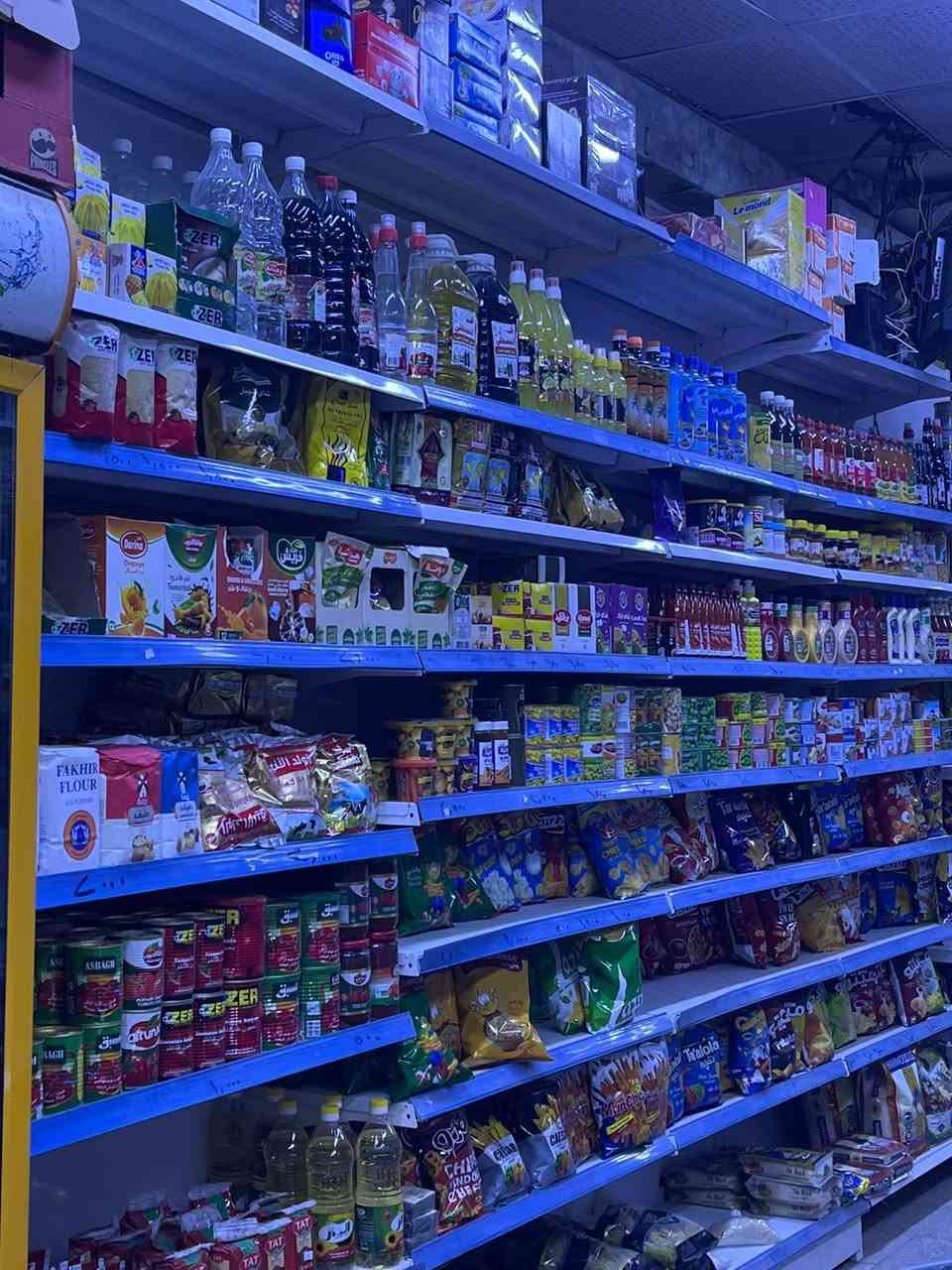 سوبر ماركت للبيع كربلاء حي الوفاء    المحل جاهز وكامل من كلشي شغال خير من الله بس يرادله شخص ابو مصلحه يلزمه بي رفوف ديناميك بكل المحل جديد و12 براد عمودي جديدات مال الموسم هذا و6 بطحيات للتواصل ***********@
