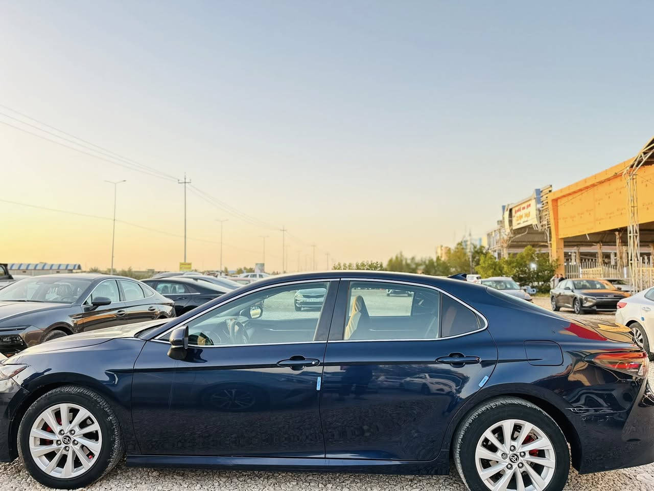 يالله
كامري موديل 2022
كفاله من تبديل فقط بنيد راجع نفسه 
مرقم معوقين وكاله عامه باسم المشتري 
السعر ١٥٥$وبي مجال 
السماوه الرميثه معرض رسول ال ماجد 
الاستفسار التصال ع رقم او مراسله وتساب 

***********
