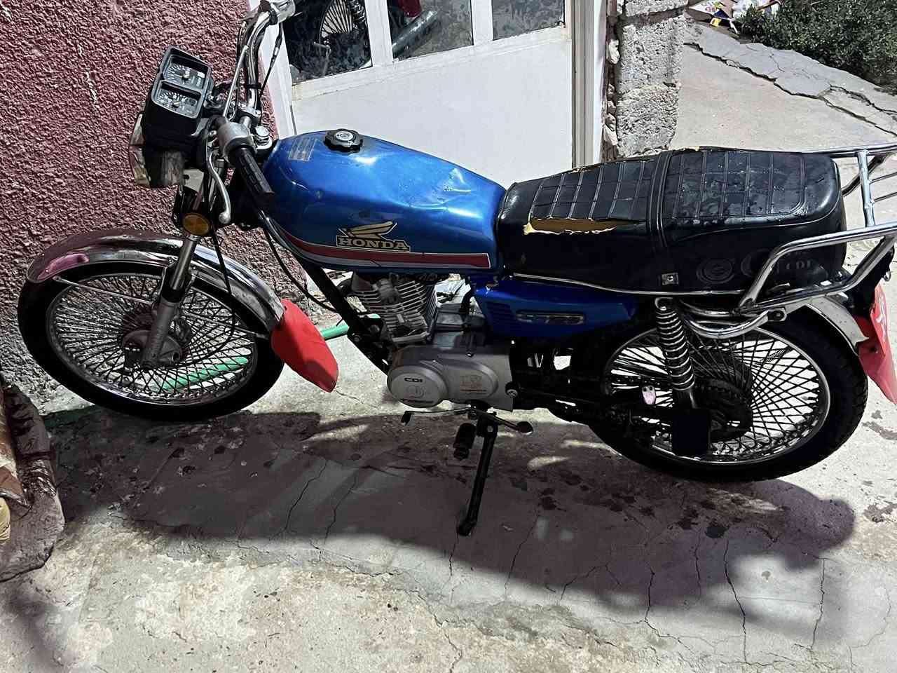 دراجه إيراني البيع اوراق ضايعه كلشي مابيه نقص بس باتري مكاني بغداد


**إذا كنت صاحب هذا الإعلان وتريد حذفه لأي سبب، رجاءا أرسل رسالة إلى الدعم الفني**