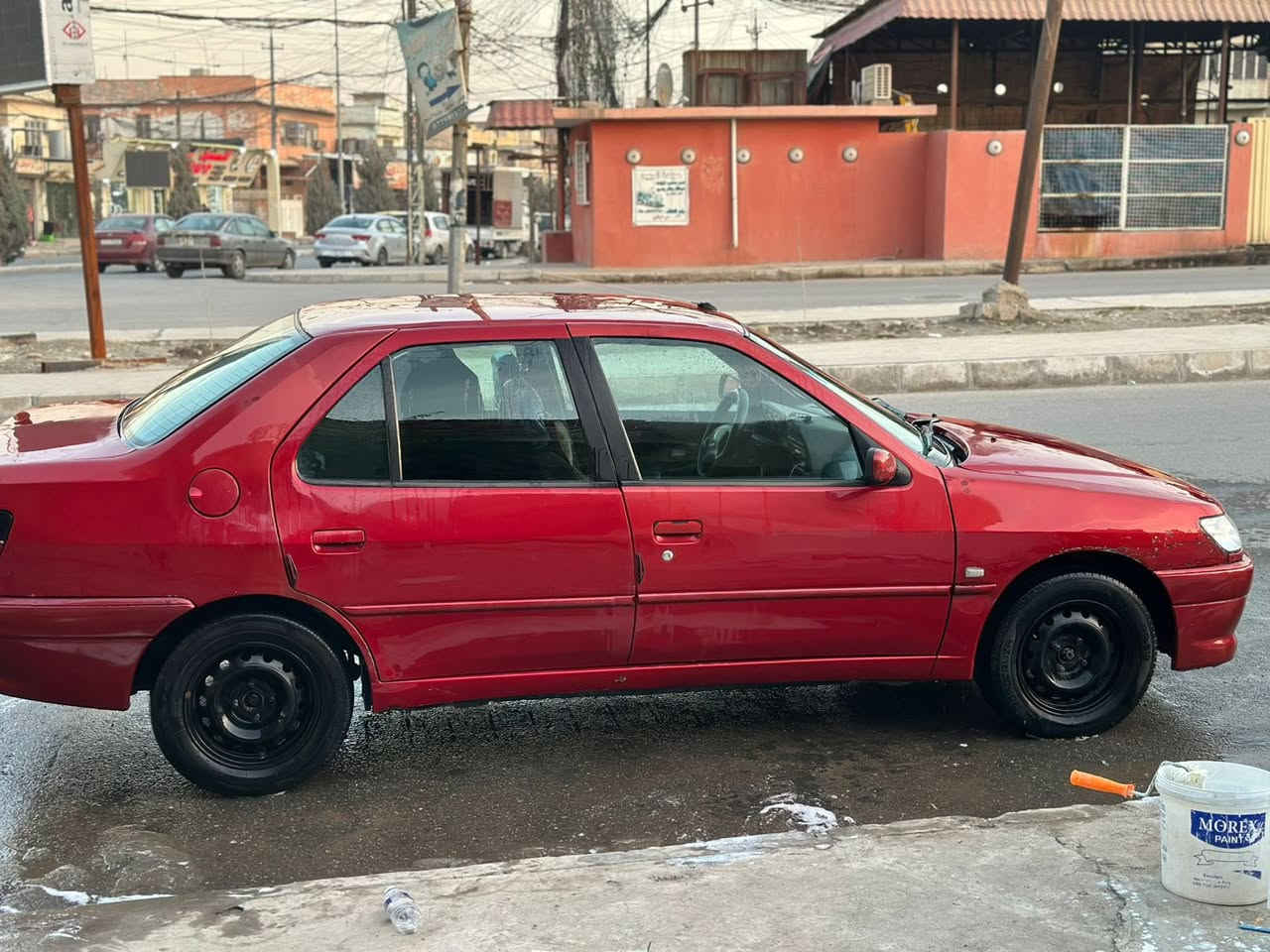 بيجو  306 فرنسي موديل 2003 باسمي كابون بيها
كير محرك جدد 
بوند صبغ جماليه والباب الخلفي بدون دواخل 
سياره عوزها بس تاير كدام اعوج باتري جديد  
وكاله تحويل بشرط 
سعر 46 وبيها مجال حك الجيه 
‭0777 009 1873‬
*********** الكورك فقط واتس بي 
مكانها موصل القوسيات
