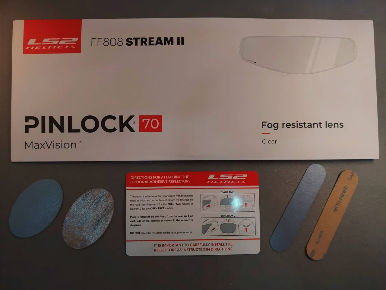 م عليكم 👋🏻

خوذة من ماركة - Ls2 - جديدة !! 
اصدار ستريم 2 - FF808 STREAM II
الأسود المطفي 🖤 (Matt Black)

قياس L
الشي المميز عن باقي الخوذ هو أحدث معيار للسلامة الأوربي ECE 22.06

الملحقات:
 كارتون، قماش حفظ الخوذة، مانع ظباب اصلي من شركة LS2  وستيكرات عاكسة للضوء


**إذا كنت صاحب هذا الإعلان وتريد حذفه لأي سبب، رجاءا أرسل رسالة إلى الدعم الفني**