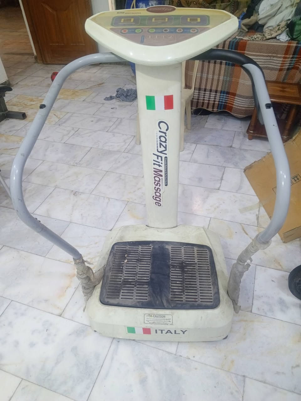 للبيع
جهاز رجاج تيطالي اصلي مستخدم قليل 
جاهاز بطن للتصال 
***********
