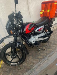 بوكسر مرقمه اربيل ماشيه 8000 آلاف  مكان بغداد 07838066308