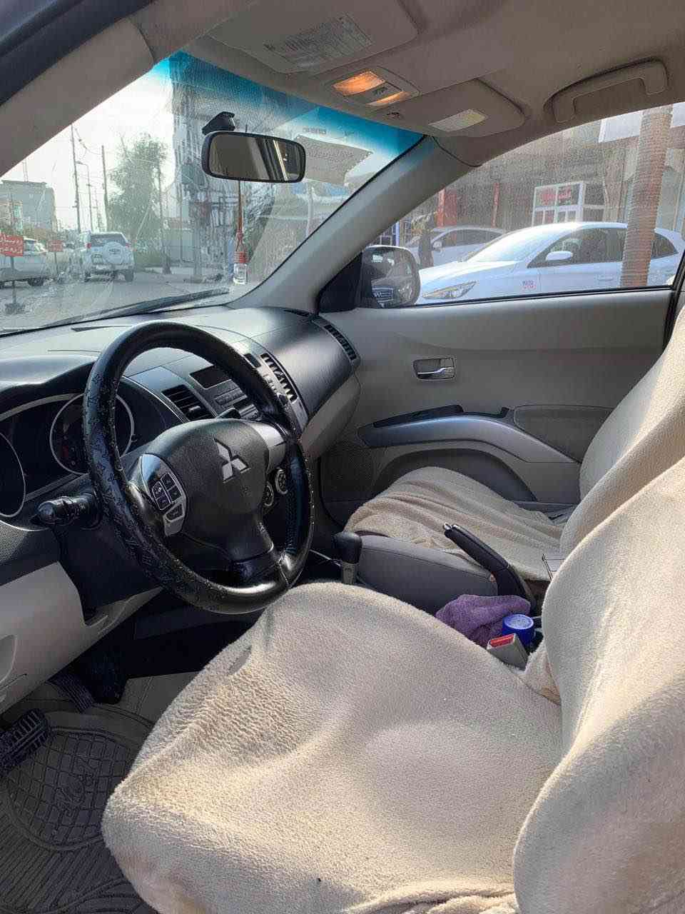 كوردي عربي 

ئاوتلاندەر 2008 
بۆنیت و دەرگاو چاملغێکی پشت سبوغ ، بێ ناوگرتن ، بێ ئێڕباگ 
مەکینە ٦ پستن ، نەکراوەتەوە 
ڕەقەم دهۆک ، سەنەوی نوێ 
ڕۆیشتن / ۳٥۰ هەزار کم 
مواسفات ، گێڕ تۆماتیک و تەبرید 
دەبل ئەکسل و ٤ جام ئۆتۆ 

نرخ      ۹٥ وەرەقە

واتساب+ژمارەی ئاسیا (***********(
ژمارەی کۆرەک (***********( كركوك, العراق
