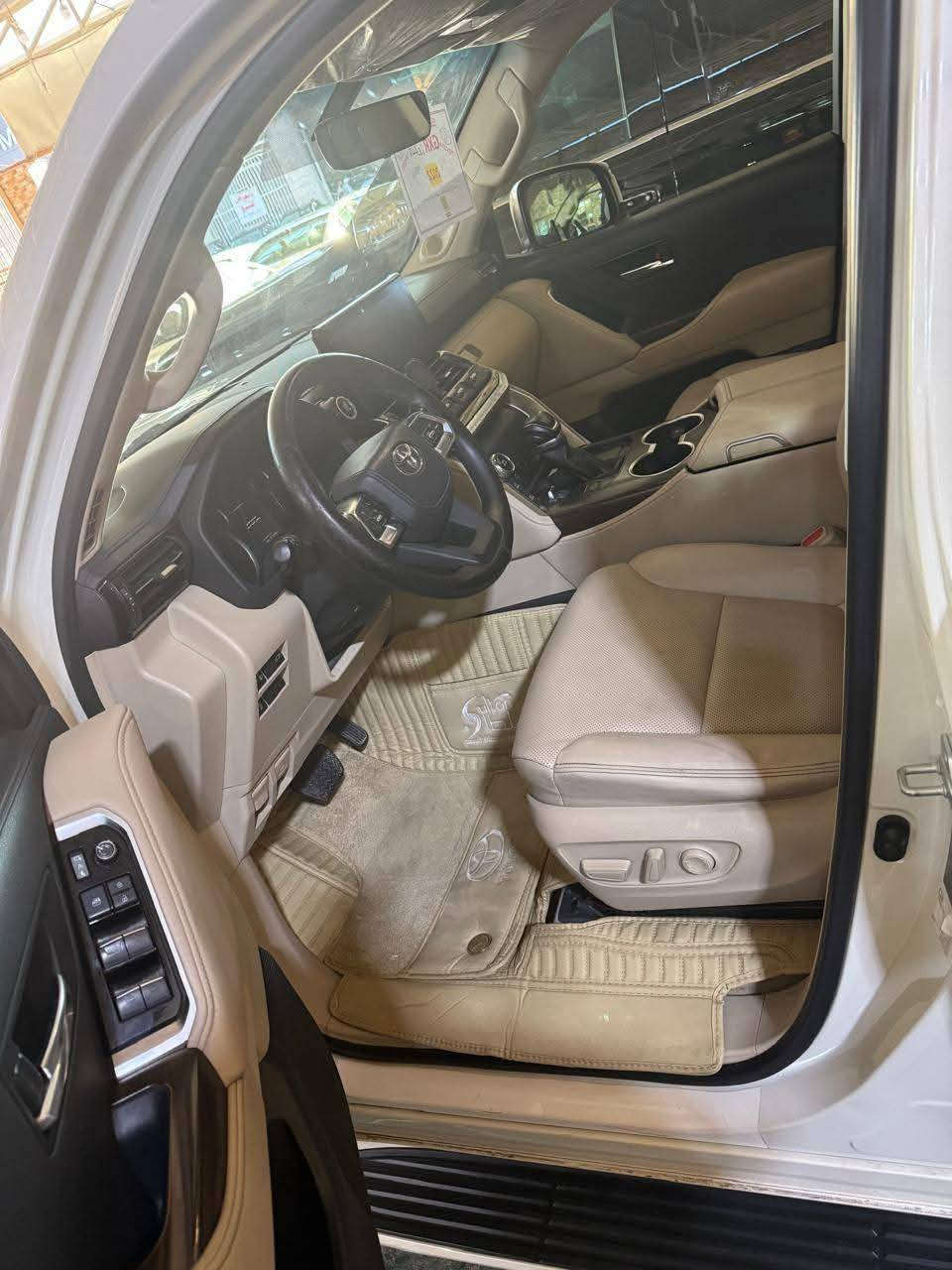 تحيه طيبه السلام عليكم ورحمة
الاندكروز 2022 تطبيق ساز

3 شاشات 

فول مواصفات 

ماشية 76 الف 

مكفوله

رقم اربيل شرط تحويل مباشرة سنويه هزه جديد 

655ورقه وبيها مجال 

اي استفسار 

*********** ابو امير 

مكان بغداد البياع معرض المنار الحديث شارع 2
