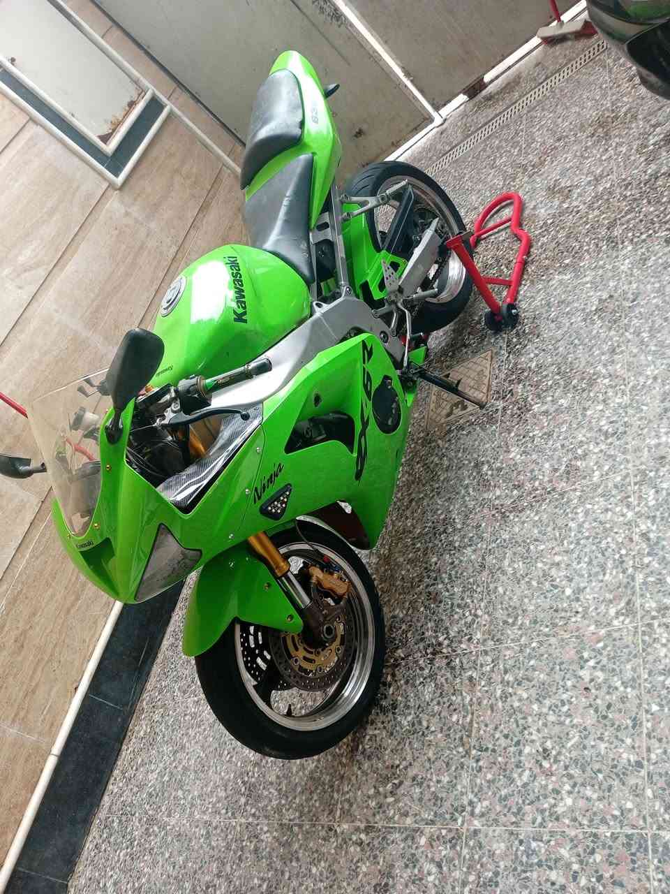 سلام عليكم حبايبي كاوسكي 636داجه نضيفه حيل  دراجه ماشيه 37اوراق كامله شراي يتصل ***********
