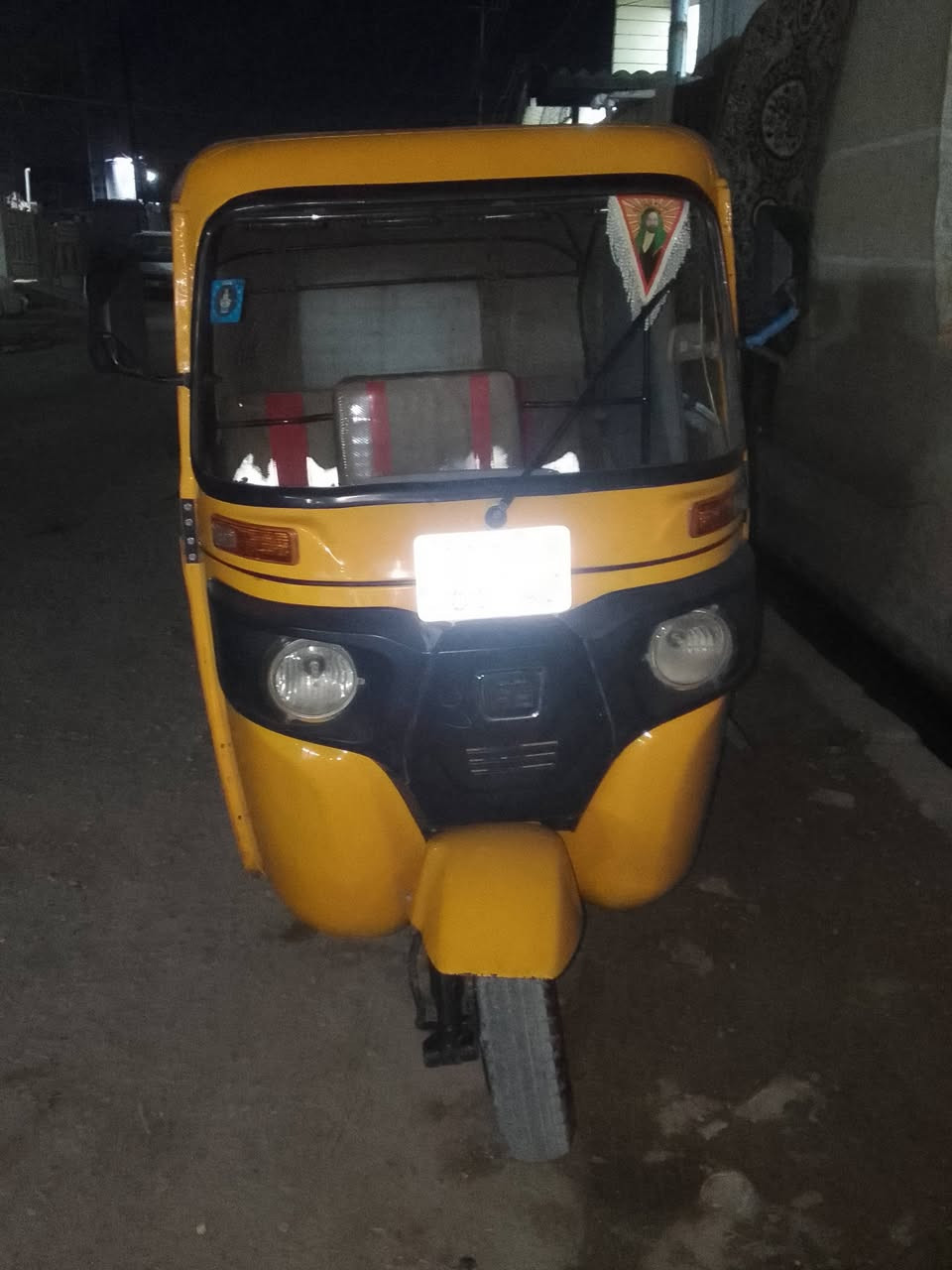 سلام عليكم تكتك لبيع 
2022 شهر 11
تحويل ثانية يوم 
سعر 8 نص 
***********
