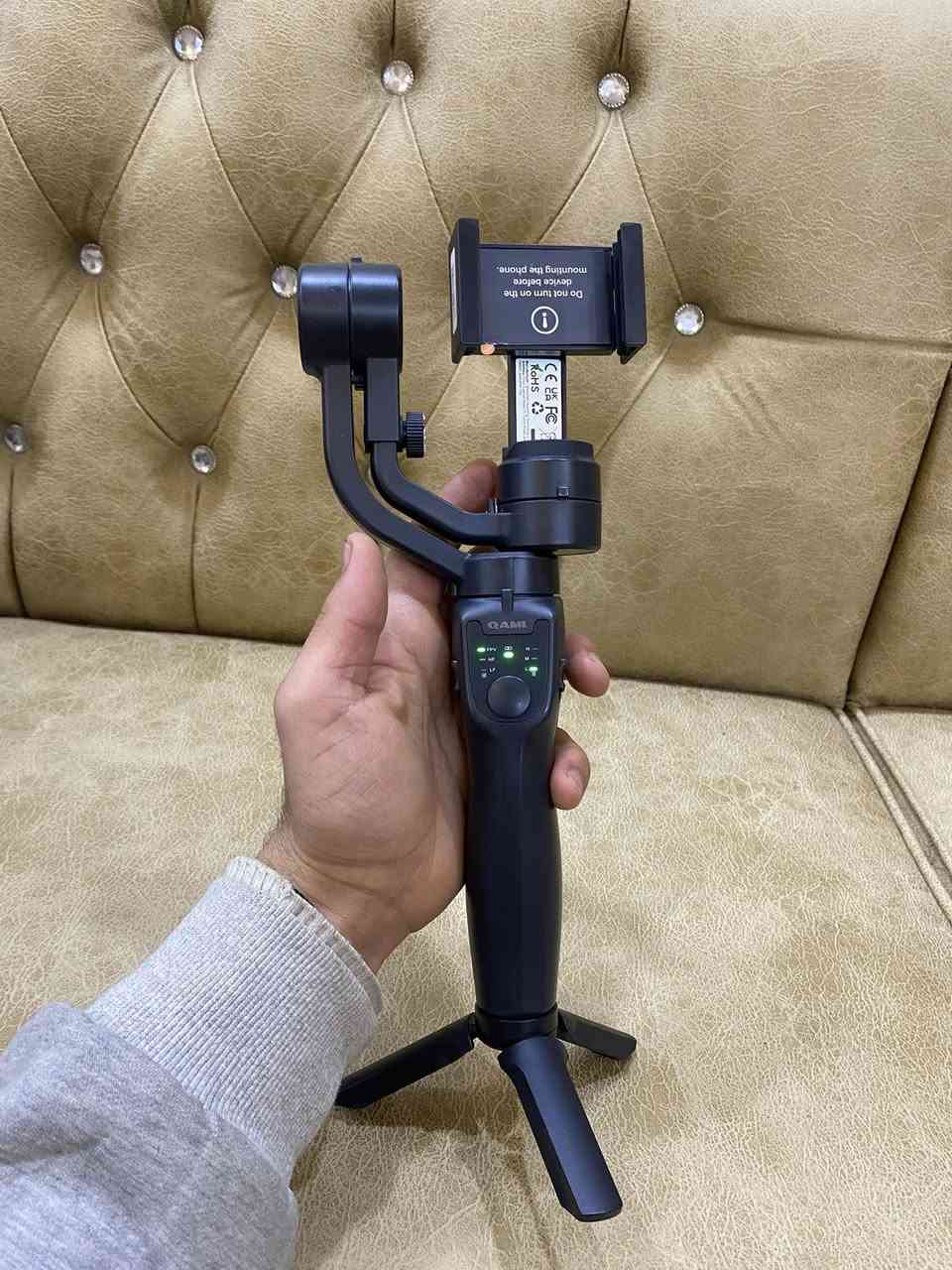 مانع اهتزاز للبيع جديد مصور بي مرا وحدا بس ثبات فول F8 يجي ويا ستاند وشاحنة فقط بسعر 80 وبي مجال *********** واتساب واتصال  خاص مفتوح
