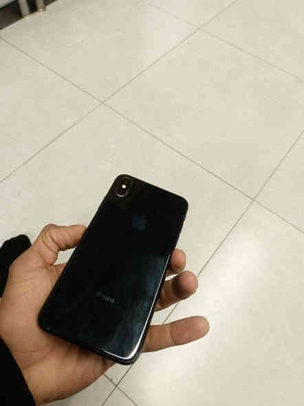 أكس ماكس جهاز نضيف  
فقط مبدل بطاريه 100جديد
ذاكره 256
شاشه ابلاد 
كامرات ٫صوت ، سيم 
كله مكفول 
سعر 185
***********
