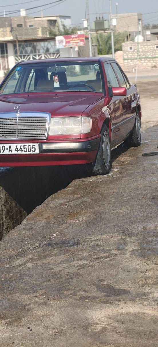 سلام عليكم للبيع
مديل ٨٩
مارسدس حجم ٢٣٠اوربي
كير عادي 
صبغ عام لجماليه 
مكفوله من ضربه 
رقم كربلاء بسمي
كير مكينه كفاله وحق علي قبل يومين مبدلهن حاويه
كهربائيات كلها شغاله
حداديه تخم تاير جديد
فتحه طكتين 
سياره معايزه برغي واحد 
مكان سياره بالنجف كوفه 
الرقم ***********
