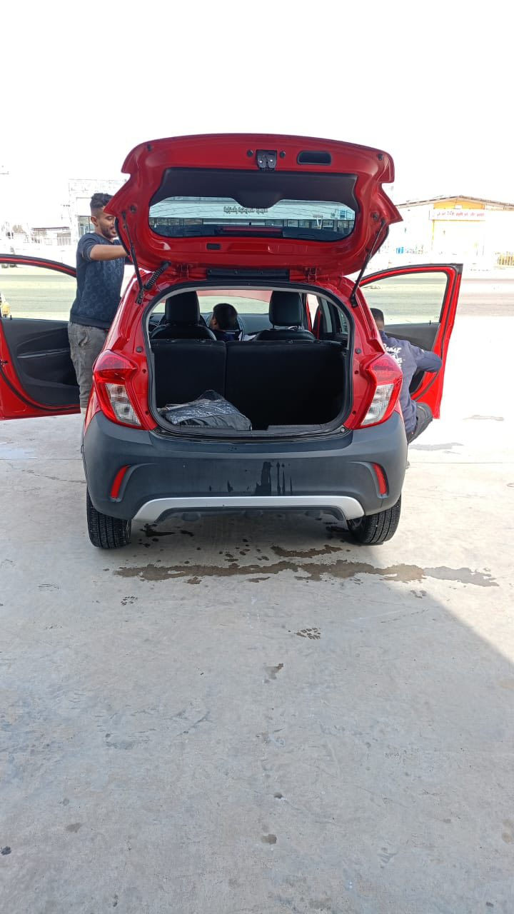 شوفر ليت سبارك موديل ٢٠
صور حادثها بالمنشور 
موديل ٢٠ 
كير اوتو
السيارة جديدة 
مكانها ديالى
للاتستفسار اتصل على 
***********
