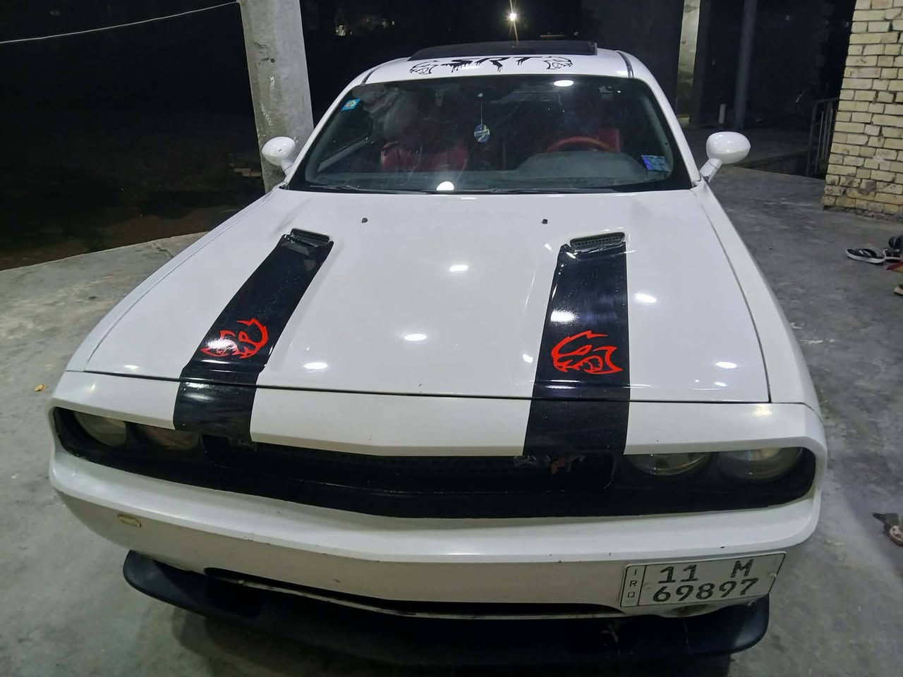 فقط اقساط مابيع نقد   ***********
مقدمه 65 وكل شهر 300 دولار 

چالنجر  مديل 2013 رقم بغداد الدولي 

فول مواصفات  V8   5.700محرك 

فتحه سقف بصمه تشغيل عن بعد 

شاشه كبيره كاميرا دواره  كشنات كهربائي
