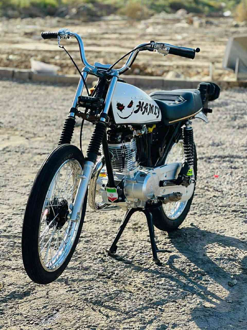 السلام عليكم دراجه ٢٥ اوراق اسكنر صاله ٤تشر من معمره دراجه جديده المكان المجر الكبير السعيده السعر ٨٥٠ قفل الشراي ينتصل ‏‪***********‬‏
