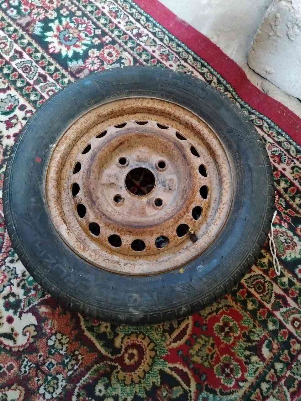 سلام عليكم تاير سايبه للبيع السعر 25
***********
