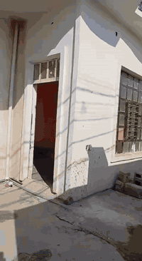 بيت لل إيجار السعر ٢٥٠
خلف مجمع الرحاب 
*********** 
‏***********
