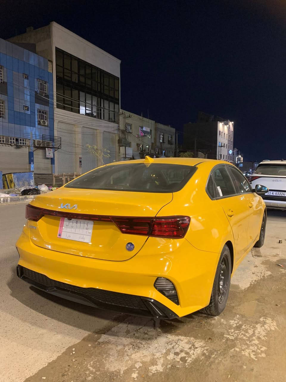 سلام عليكم فورتي مديل ٢٢ فول مواصفات عده الفتحه حادث بنيد فقط بدون دواخ والباقي كفاله السعر ١٤٥وبيه مجال المكان الشعله ***********
