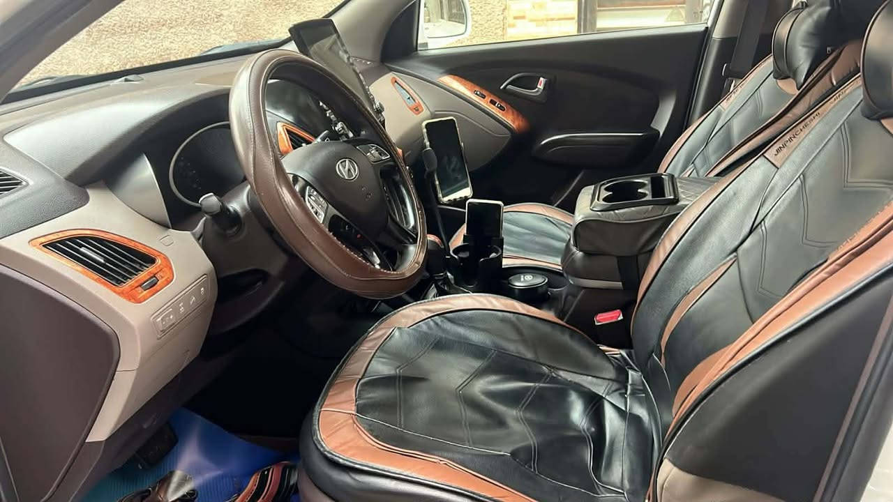 السلام عليكم توكسان امريكي موديل 15 رقم بغداد الحادث تبديل قبق جنطة بدون قطرة صبغ اصلي وجاملغ خلفي مصبوغ السيارة كلش نضيفة وحلوة ماشية 147 ببغداد الشعب ‭0770 342 4746‬ شباب بدون خاص اني مكلف بالنشر خابر على صاحبها
