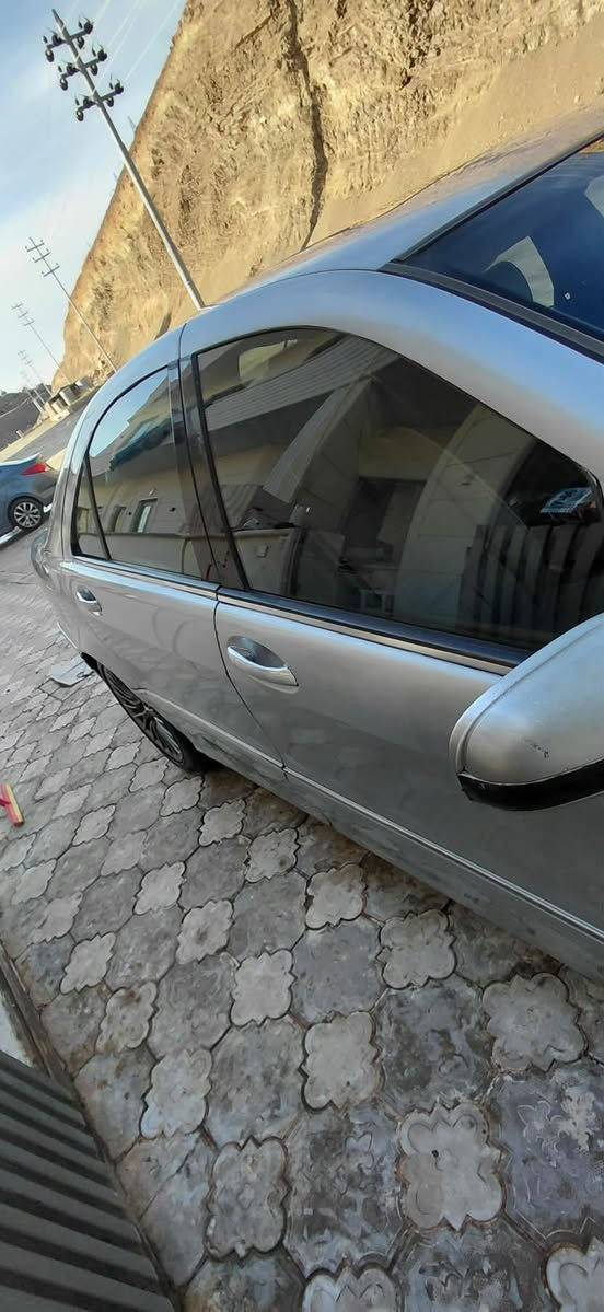 2004ڤول 
کوشن جلدە  کوشن هیتەر
شاشە ایپاد  سلایدە
سوکان لیگزەز  تەبرید 
لــوک لــوک
بۆ نرخ تلفون بکە یان نامە بنیرە.
***********
 بەشەرت گیرو مەکینەیشی. 
گورینەویش دەکەم بەشتیک بەدلم بیت.

