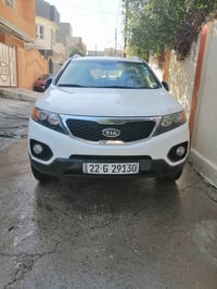 سورنتو 2012ماشي حقيقي 210الف٣قطع صبغ ٧راكب.السعر145 للتواصل الاتصال عل...