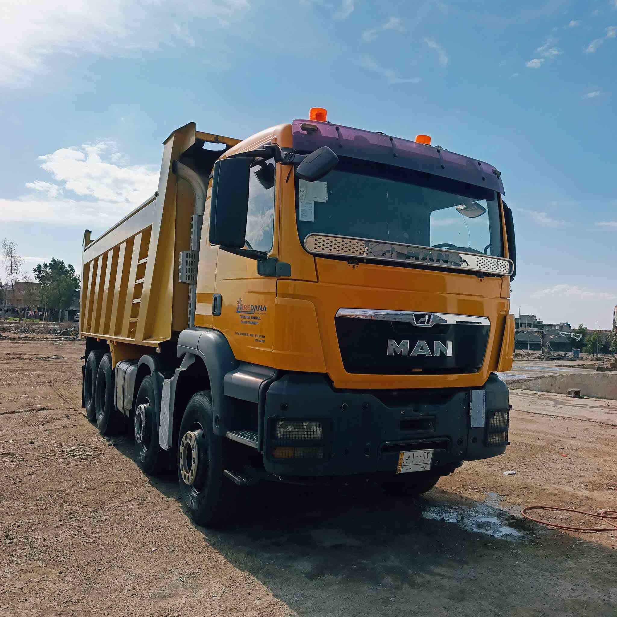 مان ٢٠٠٤ تيكه مكينه ٤١٠ نص جيئف بدي دك جديد شاصي مكفول سياره مكفوله كفاله عامه(‏‪***********‬‏)
