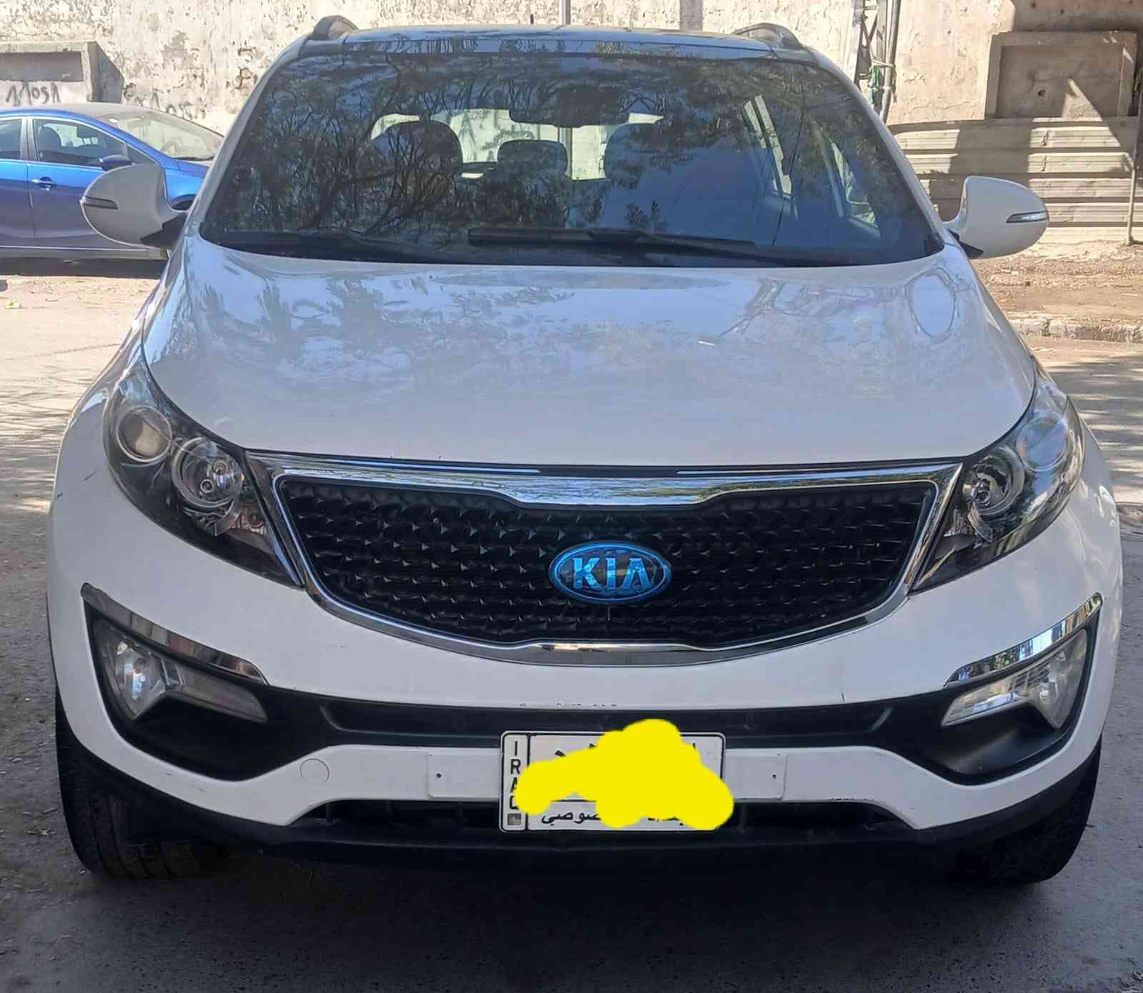 سبورتج 2011 خليجي جاهزه من كلشي ماشيه 180 الف السياره فول من كلشي ماعده البصمه وسورنها موجود من ضمن الصور  سعرهه (130$)بيه مجال بسيط حك الجيه مكاني بغداد للإستفسار  ***********
